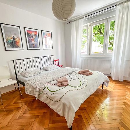 Bell Apartment Bihać Kültér fotó
