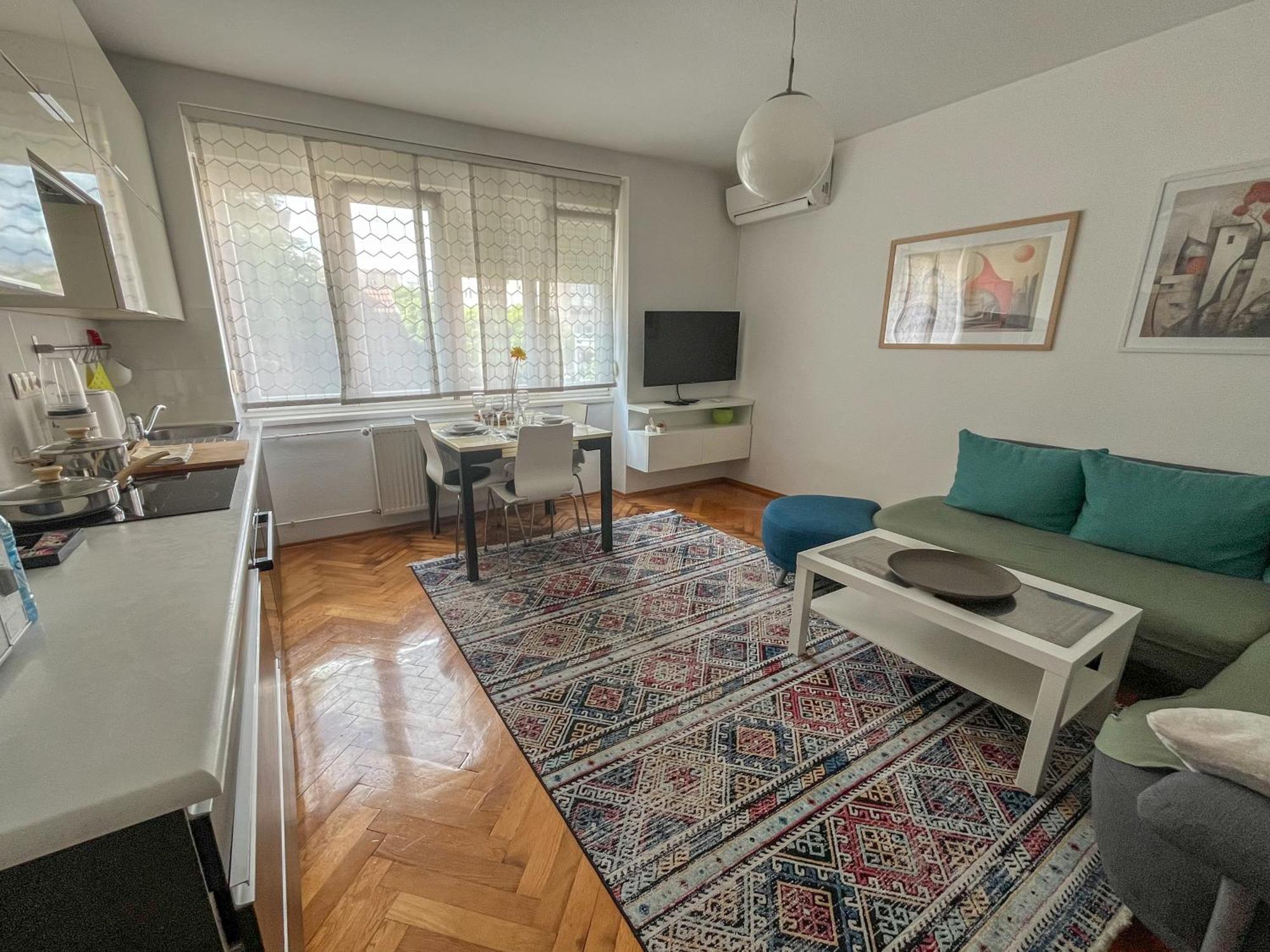 Bell Apartment Bihać Kültér fotó